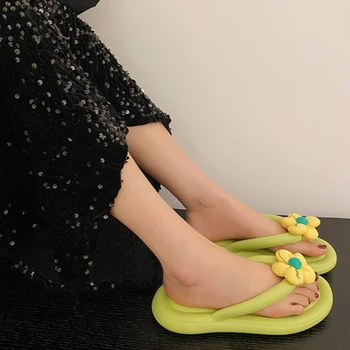 Мягкие женские тапочки Симпатичная летняя обувь для женщин 2023 Kawaii Сандалии Шлепанцы для ванной комнаты Слайды на пляже Толстая платформа Unique W - Изображение 2  